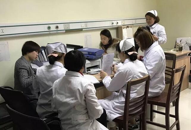 旌德縣人民醫(yī)院開展女職工維權(quán)行動月活動